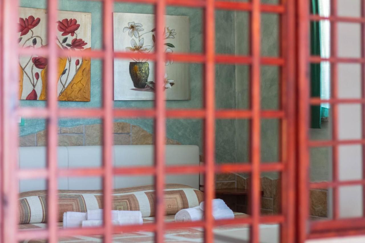 Roccabianca Rooms & Studios 스틴티노 외부 사진