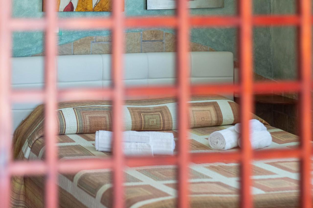 Roccabianca Rooms & Studios 스틴티노 외부 사진
